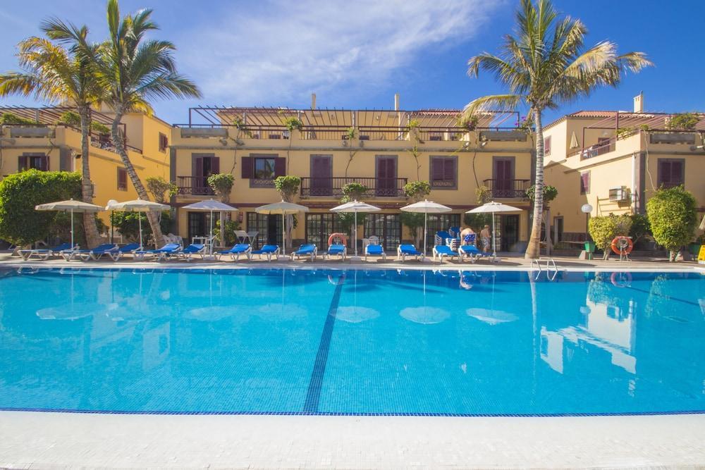 Oasis Club Hotel 2*