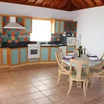 Villa Los Lomos