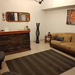 Hostal A & G
