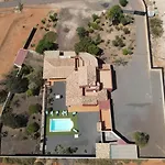 Villa De Lujo Con Piscina Privada Y Spa