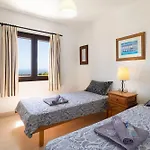Tias Bungalow Abubilla