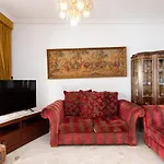 Home2Book Spacious Classic Design Apto Sc Center