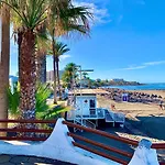 Beachfront Studio Las Americas