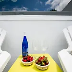Cactus Apartment