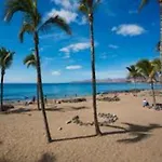 Vrys Apartment Close To The Beach