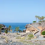 Home2Book Paradise Ocean View