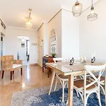 Fee4Me: First Line Luxury Apartment