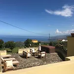 Casitas Las Uvas Y Las Vinas