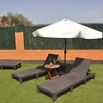 Eco Villa White Suite With Climatized Pool