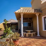 Villa Las Cuevas