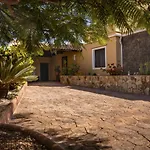Villa Las Cuevas