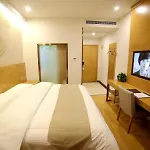 Greentree Inn Fuyang Development Zone Weisan Road Express Hotel