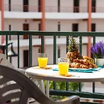 211 Los Cristianos First Sea Line, Swimming Pool