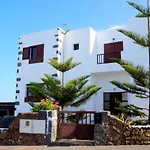 3 Bedrooms House With Private Pool Furnished Terrace And Wifi At Tinajo 8 Km Away From The Beach