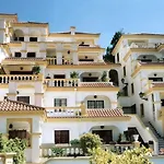 Buenavista Apartment In Windsor Park