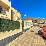 Luxury Townhouse Oasis Fanabe