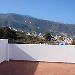 Bright Apartment With Sea View In Icod De Los Vinos 157 M²
