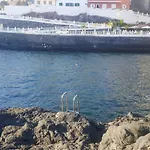 Sea View Apartment In Santiago Del Teide 55 M² Pool