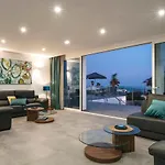 Causel - Luxury Villa With Hot Tub