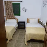 Pool & Wifi Free Shared Flat Private Room By Ocean Park