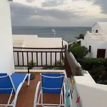 Pequeno Paraiso Lanzarote, Modernes Ferienhaus Am Meer Fuer 4