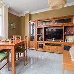 Piso De 2 Habitaciones En Mesa Y Lopez