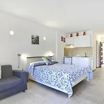 Studio Eldorado In Playa De Las Americas Near The Beach
