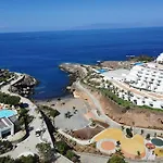 Cs Apartmentos, Large Terrace, Wifi!