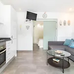 Flatguest Carpe Mogan - Beach - Balcony - Wifi