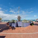 New And Cute Studio Close To The Beach.