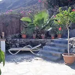 Charming 2-Bedroom Apartment With Garden In Mogan