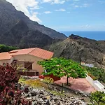 Casa Piedra Bermeja