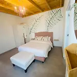 Apartment Alma 1
