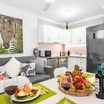 Tu Hogar En La Isla Accommodation With Pool!