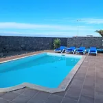 Villa Ana