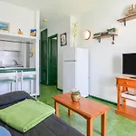 Las Mimosas. Bajo Con Wifi. Piscinas Comunitarias