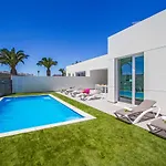 Villa Wave II
