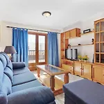Blue Sky Apartment