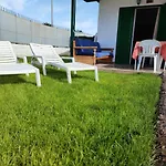 Bungalow Next To Yumbo Center