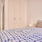 2Bdr Comfy Apartment With Ocean View