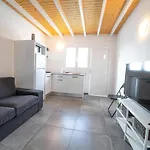 Apartamentos Anjomacar A