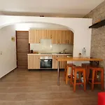 Vista Dorada
