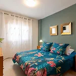 Elegant Candelaria Apartment With Ocean Views