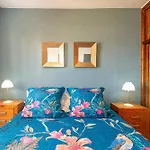 Elegant Candelaria Apartment With Ocean Views