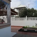 Casa Luna - Comfortable Apartment In Central & Quiet Area Playa Honda