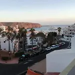 1 Bedroom Apartment With Stunning Sea View
