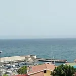 Bonito Estudio En Candelaria Con Piscinas