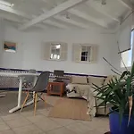 Laylas Beach Art House