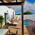 Beautiful Spacious Villa With Private Heated Pool In Lajares