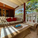 Luxury Villa Los Gigantes